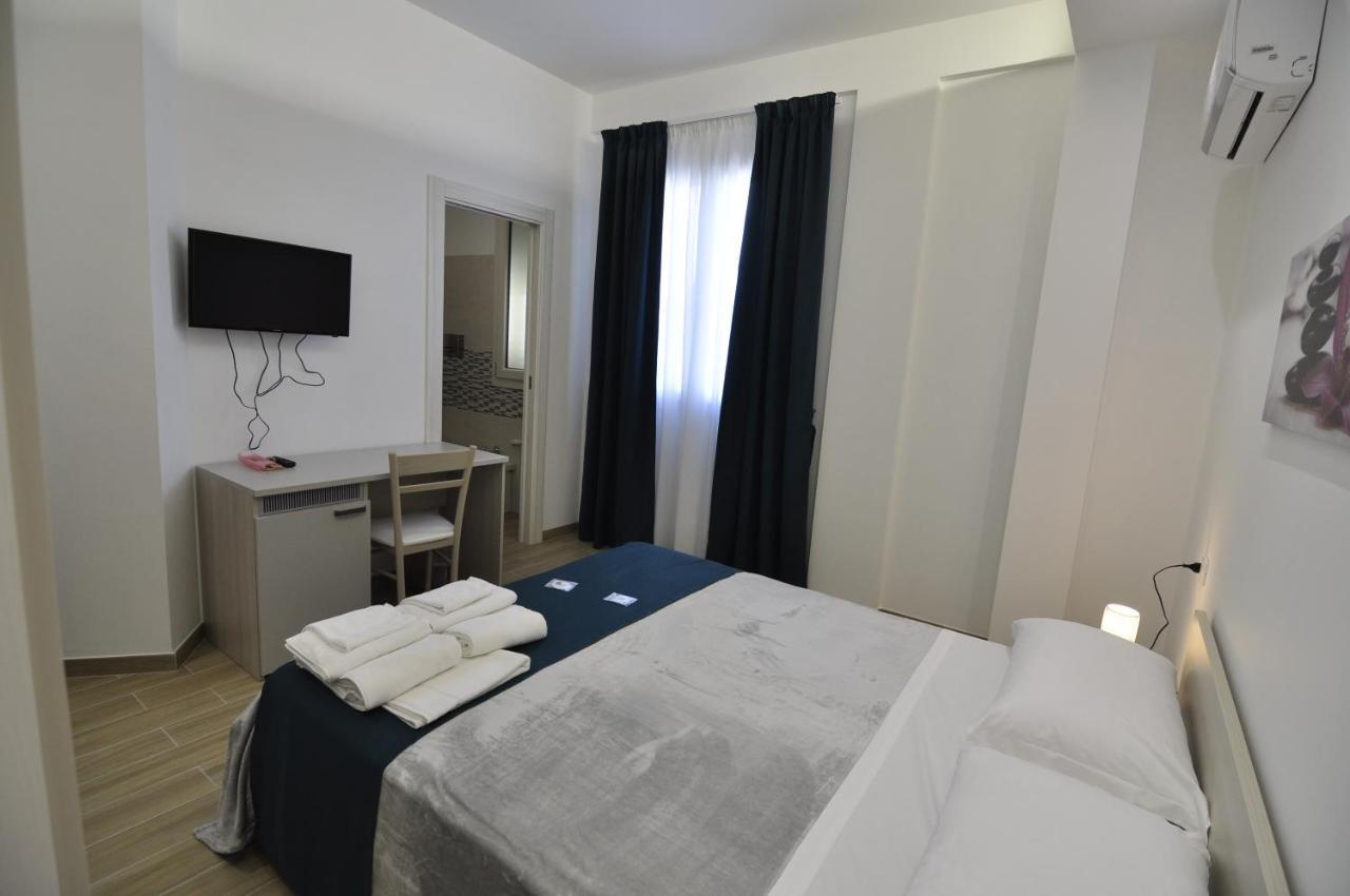 Portopalo Di Capo Passero Il Giardino Nascosto Bed & Breakfast エクステリア 写真