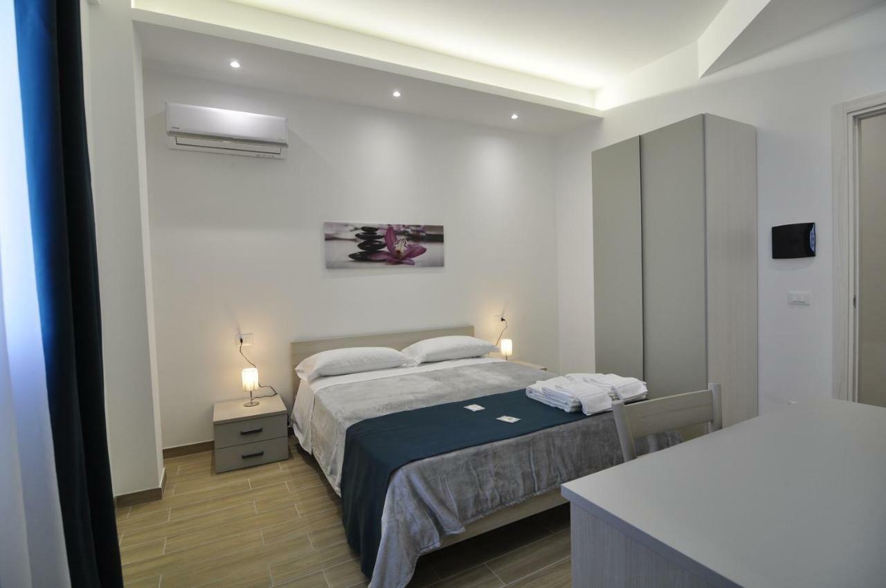 Portopalo Di Capo Passero Il Giardino Nascosto Bed & Breakfast エクステリア 写真